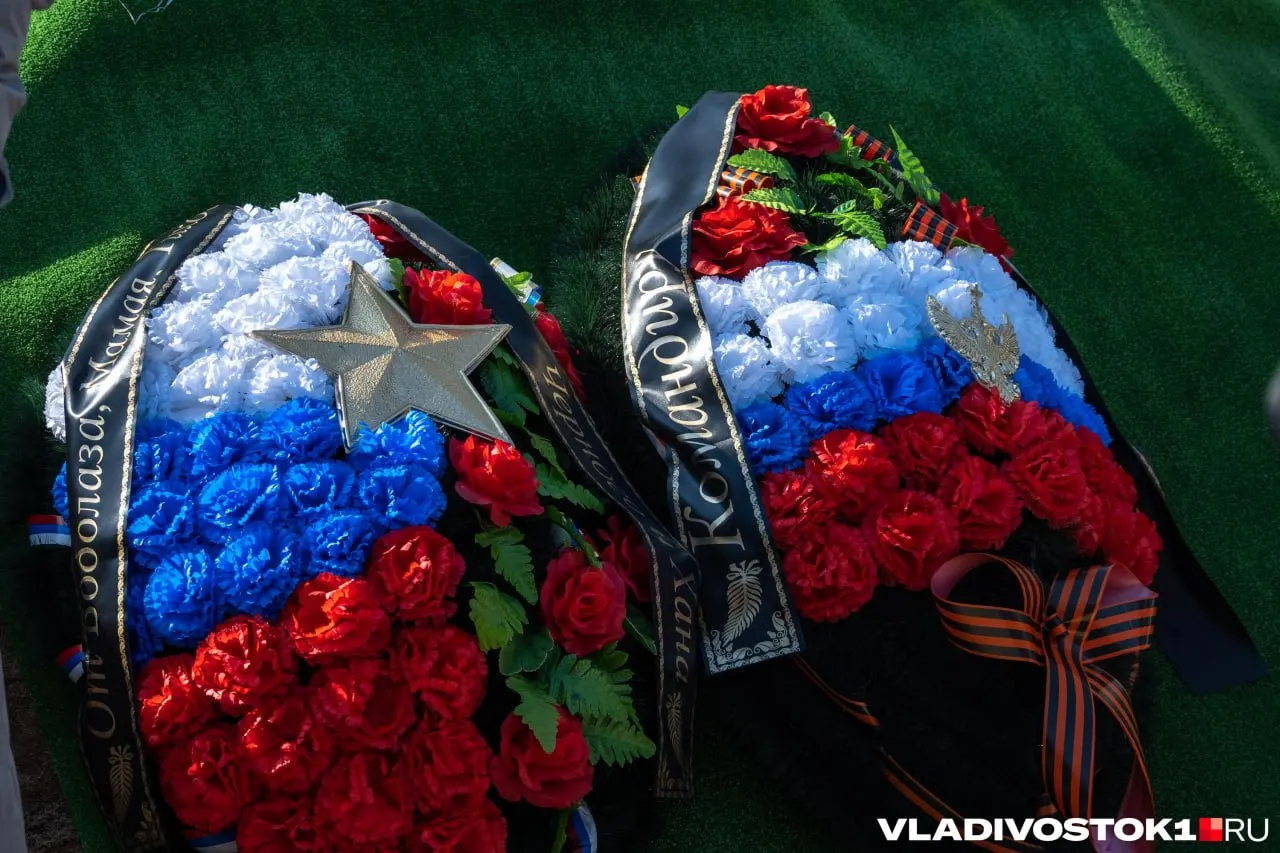 Расследование гибели мужчины не завершено, тело не возвращено родным, а статус дезертира лишает семью положенных выплат.