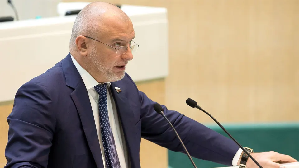 Высокопоставленные представители власти в последние месяцы последовательно отрицают планы новой массовой мобилизации, однако эксперты предупреждают, что юридический инструмент сохранён и может быть задействован при ухудшении ситуации.