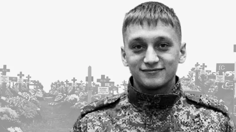 23‑летний житель Бурятии подписал контракт с Минобороны в январе 2026, прошёл обучение на оператора беспилотников и погиб 6 апреля под Луганском — случай подчёркивает риски кампании по вербовке студентов в войска БПЛА.
