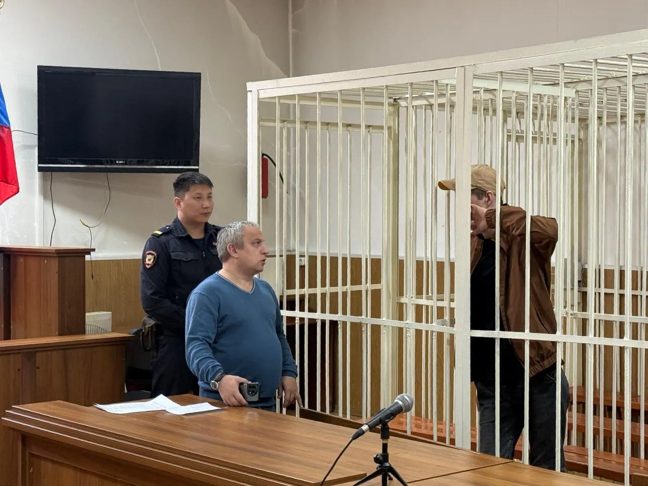 После расследования один из взрослых обвиняемых отправился на фронт и дело в отношении него приостановили; второго, приговорённого к 15 годам, также отправили на войну после оглашения приговора. Подростки получили срочные меры в воспитательных колониях.