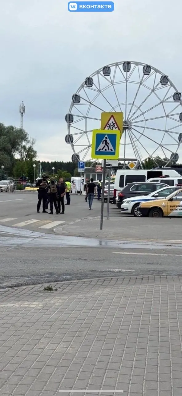 Жительница Пензы рассказала, что несколько дней назад в микрорайоне Ахуны задержали брата её отца и ещё одного мужчину; их якобы отправили в Ростов, после этого с ними прекратилась связь. Ранее в регионе сообщали о похожих облавках.