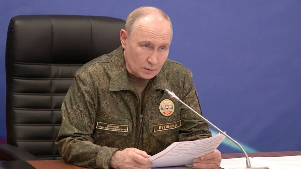 По данным западных чиновников, в России может быть объявлена новая мобилизационная кампания и усиление напряженности вокруг Украины, что приведёт к эскалации и дополнительному разрушению инфраструктуры.