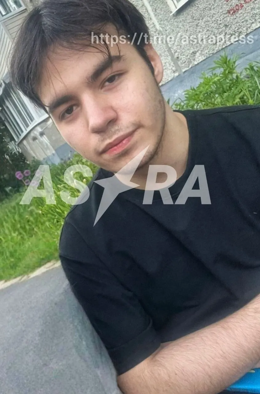 19-летний житель Чебоксар, по словам матери, был задержан полицией, избит и принуждён подписать контракт с Минобороны; сейчас он числится пропавшим без вести. Расследование продолжается.