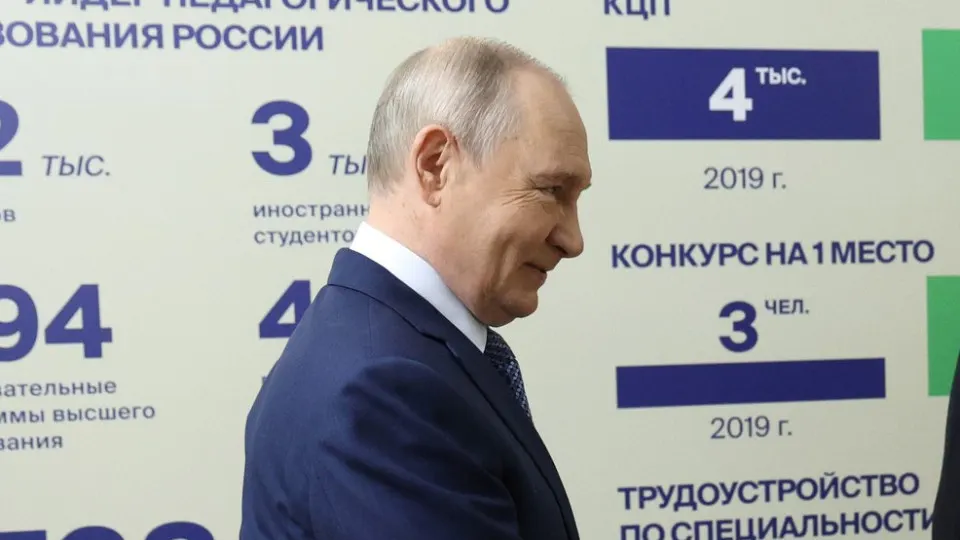 На встрече с учителем из Белгородской области президент связал конфликт с законом природы и отметил важность объяснять детям причины происходящего, упомянув последствия мобилизации.